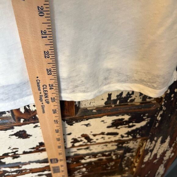 Woodsy Owl If Not You Hoo? Gray and White Raglan Sleeve Shirt size Medium. NWOT - Picture 5 of 6